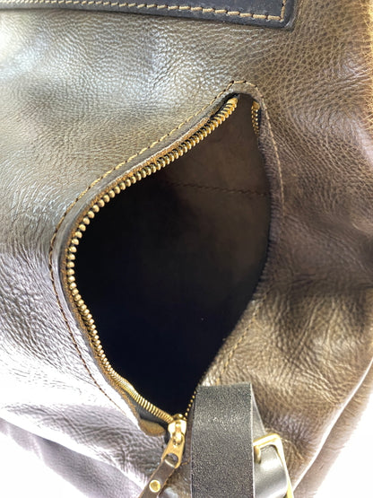 【中古品】【メンズ】 HERZ ヘルツ LEATHER BACKPACK レザー バックパック R-135 リュック カバン 188-261004-hu-22-min カラー：ブラウン系 万代Net店