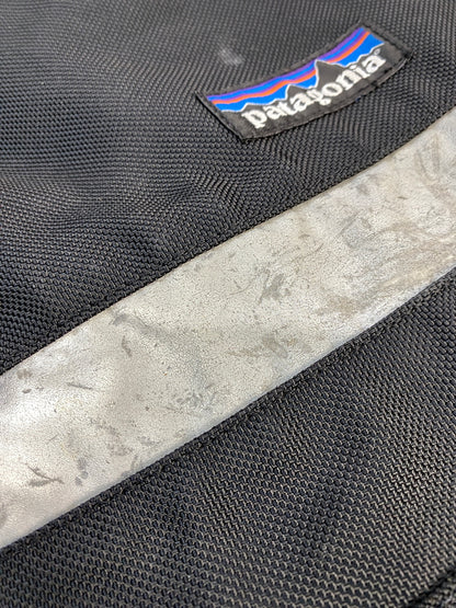 【ジャンク品】【メンズ】 PATAGONIA パタゴニア CRITICAL MASS MESSENGER BAG クリティカル マス メッセンジャー バッグ 43276 ショルダーバッグ カバン 188-261004-hu-25-min カラー：ブラック 万代Net店