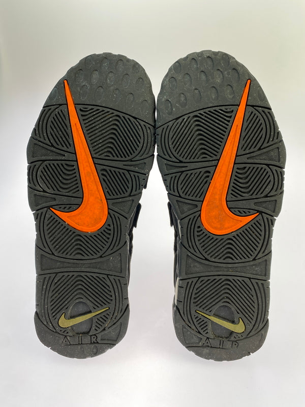 【中古品】【メンズ】 NIKE ナイキ AIR MORE UP TEMPO 96 エア モア アップ テンポ ナインティシックス DH8011-001 靴 スニーカー シューズ 160-261004-hu-04-min カラー：ブラック/カーキグリーン 万代Net店