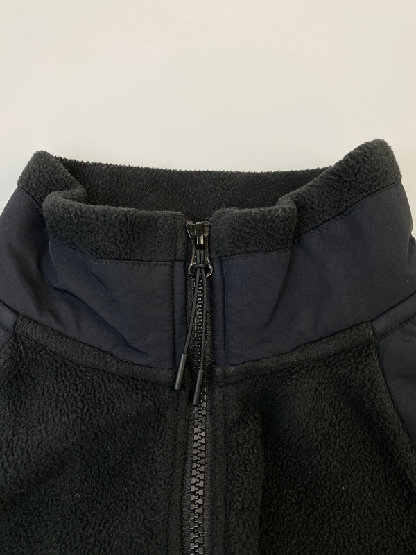 【中古品】【メンズ】 F.C.R.B. エフシーアールビー FCRB-189032 POLARTEC FLEECE STAND COLLAR BLOUSON ポーラテックフリース スタンドカラーブルゾン フリース 142-261003-ta-35-min サイズ：M カラー：ブラック 万代Net店