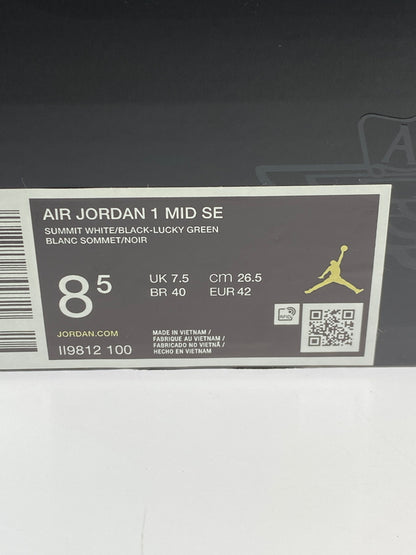 【中古美品】【メンズ】 NIKE ナイキ AIR JORDAN 1 MID SE II9812-100 エア ジョーダン 1 ミッド スニーカー 靴 160-260930-yn-36-min サイズ：26.5cm US8.5 カラー：SUMMIT WHITE/BLACK-LUCKY GREEN 万代Net店