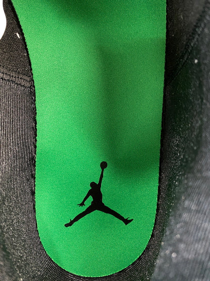 【中古美品】【メンズ】 NIKE ナイキ AIR JORDAN 1 MID SE II9812-100 エア ジョーダン 1 ミッド スニーカー 靴 160-260930-yn-36-min サイズ：26.5cm US8.5 カラー：SUMMIT WHITE/BLACK-LUCKY GREEN 万代Net店