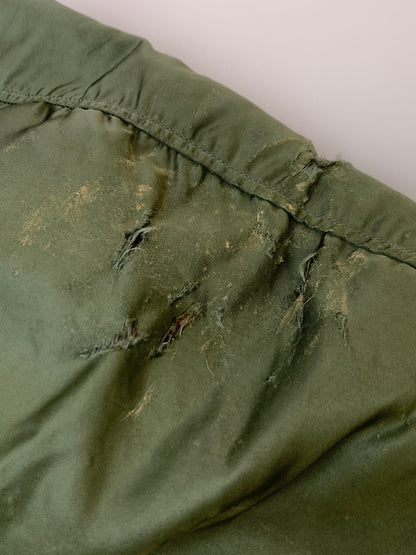 【ジャンク品】【メンズ】 USED ユーズド 60S MA-1 FLIGHT JACKET フライトジャケット ミリタリージャケット 146-261003-ta-11-min サイズ：サイズ不明 カラー：カーキ 万代Net店