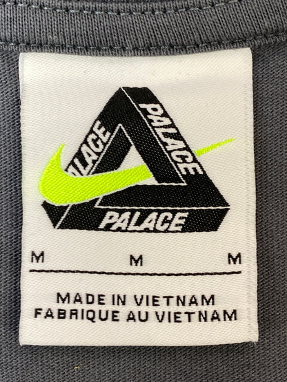 【中古美品】【メンズ】 PALACE×NIKE パレス ナイキ TR SWOOSH T-SHIRT トライ スウッシュ Tシャツ TEE SS 142-261003-ta-21-min サイズ：M カラー：グレー 万代Net店