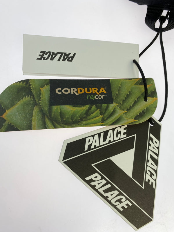 【中古品】【メンズ/レディース】 PALACE パレス CORDURA Y-RIP SLING BAG コーデュラ ワイ リップ スリング バッグ 小型 クロスボディ カバン 188-261008-em-07-min カラー：ブラック 万代Net店