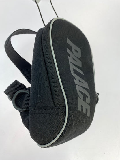 【中古品】【メンズ/レディース】 PALACE パレス CORDURA Y-RIP SLING BAG コーデュラ ワイ リップ スリング バッグ 小型 クロスボディ カバン 188-261008-em-07-min カラー：ブラック 万代Net店
