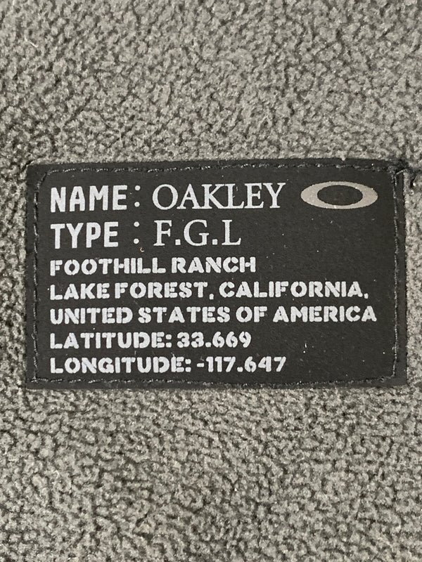 【中古品】【メンズ】 OAKLEY オークリー HIKING JACKET FGL PE DRAIN FLEECE CREW 2.7 FOA404157 ドレイン フリース クルー 2.7 メンズ マイクロフリース 長袖 スウェット 148-261005-em-28-min サイズ：L カラー：グレー 万代Net店