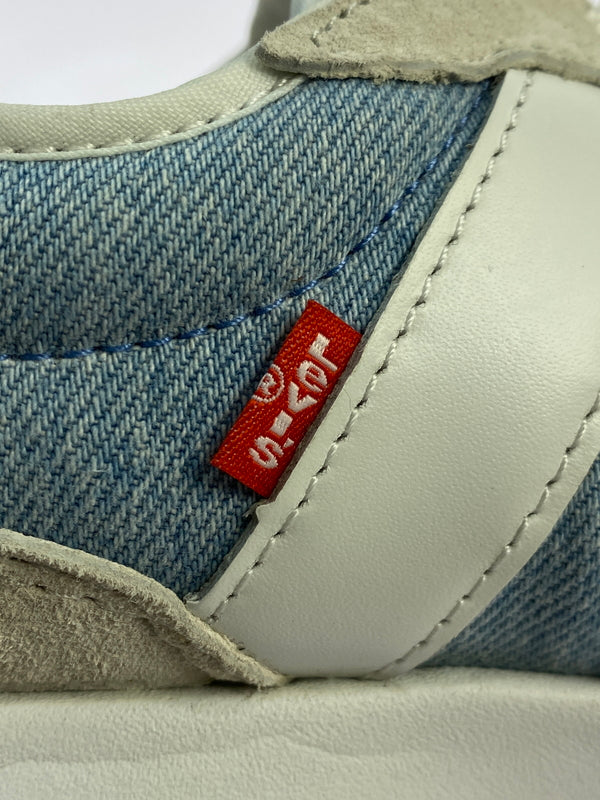 【中古品】【メンズ/レディース】 NEW BALANCE×LEVI'S ニューバランス リーバイス WMNS 327 ウィメンズ 327 WS327LVA 166-261004-hu-11-min カラー：ホワイト/ライトブルー 万代Net店