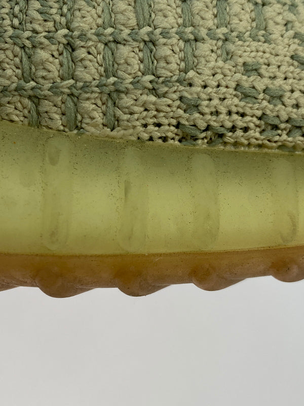 【中古品】【メンズ】 ADIDAS アディダス YEEZY BOOST 350 V2 イージーブースト 350 ブイツー FW3042 靴 シューズ スニーカー 161-261004-hu-08-min カラー：ベージュ系 万代Net店