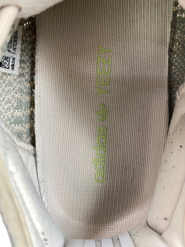 【中古品】【メンズ】 ADIDAS アディダス YEEZY BOOST 350 V2 イージーブースト 350 ブイツー FW3042 靴 シューズ スニーカー 161-261004-hu-08-min カラー：ベージュ系 万代Net店