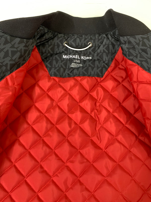 【中古品】【メンズ】 MICHAEL KORS マイケルコース LOGO JACKET ロゴ ジャケット メンズ アウター 総柄 141-261002-em-60-min サイズ：L カラー：ブラック/レッド 万代Net店