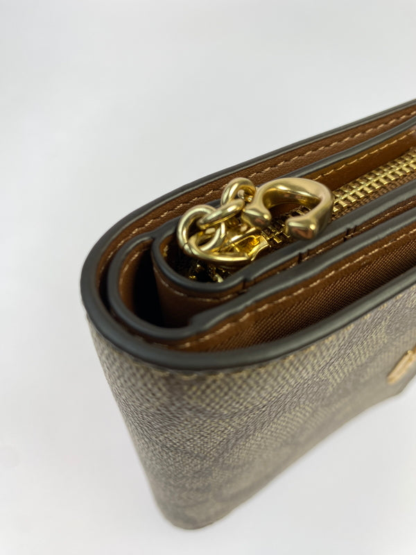 【中古品】【レディース】 COACH コーチ シグネチャー 二つ折り財布 C3309 ウォレット 181-261006-hu-04-min カラー：ブラウン系 万代Net店