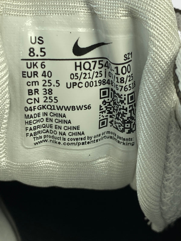 【中古品】【メンズ/レディース】 NIKE ナイキ W SHOX Z ウィメンズ ショックス ゼット HQ7540-100 靴 シューズ スニーカー 166-261004-hu-03-min カラー：WHITE / METALLIC GOLD 万代Net店