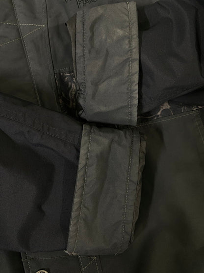 【中古品】【メンズ】 THE NORTH FACE ザ・ノースフェイス 94 RAGE WATERPROOF SYNTHETIC INSULATED JACKET NF0A3XAP ジャケット アウター 防水中綿ジャケット 144-261002-em-25-min サイズ：メンズ：S、ウィメンズ：M カラー：ブラック 万代Net店