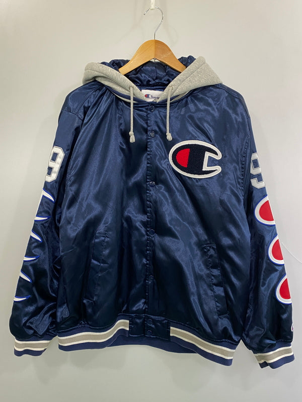 【中古品】【メンズ】 SUPREME × CHAMPION シュプリーム チャンピオン 082018 18AW HOODED SATIN VARSITY JACKET フーデットサテンバーシティ ジャケット スタジャン 149-261003-ta-22-min サイズ：L カラー：ネイビー 万代Net店