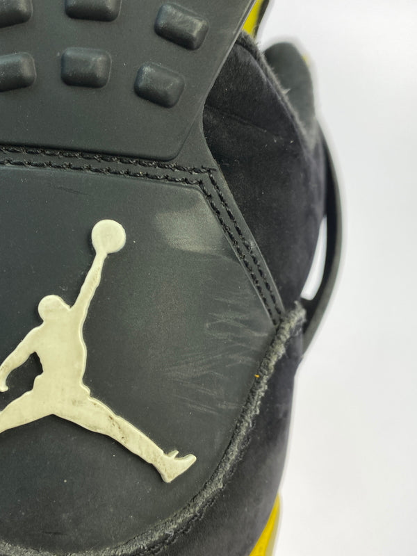 【中古品】【メンズ】 NIKE ナイキ AIR JORDAN 4 RETRO DH6927-017 エア ジョーダン 4 レトロ スニーカー 靴 160-261007-yn-06-min サイズ：28.0cm US10 カラー：BLACK/WHITE-TOUR YELLOW 万代Net店