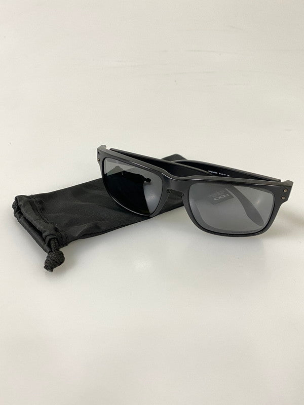 【現状渡し品】【メンズ】 OAKLEY オークリー HOLBROOK ホルブルック 偏光サングラス OO9244-2556 サングラス アクセサリー 203-261008-KS-26-min サイズ：56□ 17 138 カラー：ブラック 万代Net店