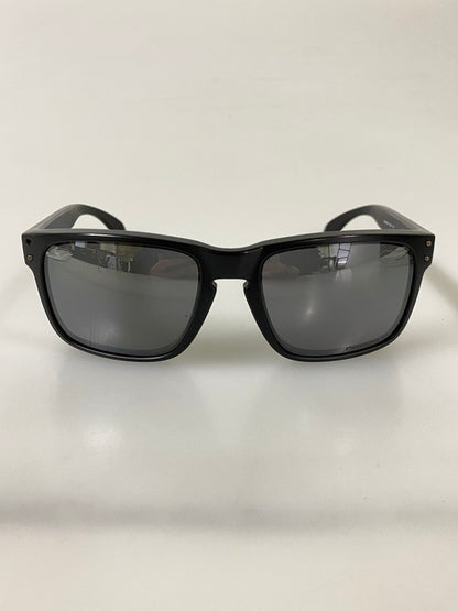 【現状渡し品】【メンズ】 OAKLEY オークリー HOLBROOK ホルブルック 偏光サングラス OO9244-2556 サングラス アクセサリー 203-261008-KS-26-min サイズ：56□ 17 138 カラー：ブラック 万代Net店