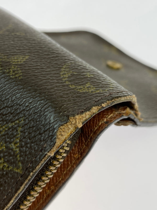 【中古品】【メンズ/レディース】 LOUIS VUITTON ルイ・ヴィトン モノグラム コンパクト・ジップ M61667 二つ折り財布 ウォレット 179-261008-em-05-min カラー：ブラウン 万代Net店