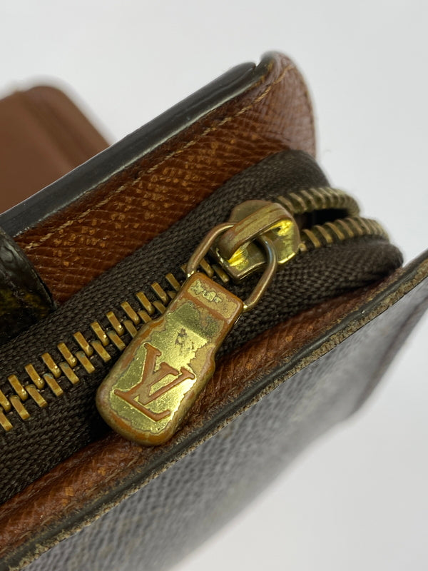 【中古品】【メンズ/レディース】 LOUIS VUITTON ルイ・ヴィトン モノグラム コンパクト・ジップ M61667 二つ折り財布 ウォレット 179-261008-em-05-min カラー：ブラウン 万代Net店