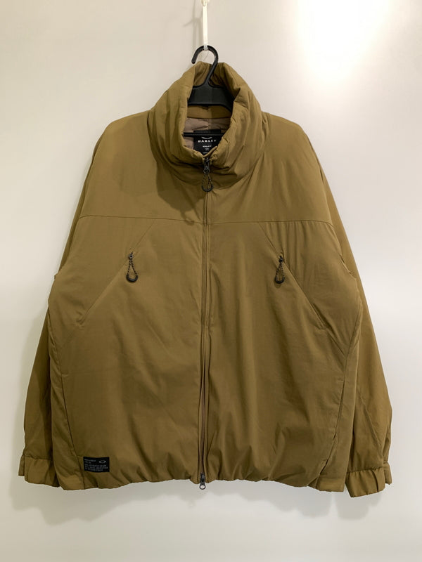 【中古品】【メンズ】 OAKLEY オークリー FGL PUFFER INS JACKET 3.7 FOA405813 パファー インサレーション ジャケット 3.7 メンズ アウター 148-261005-em-29-min サイズ：XL カラー：ブラウン 万代Net店