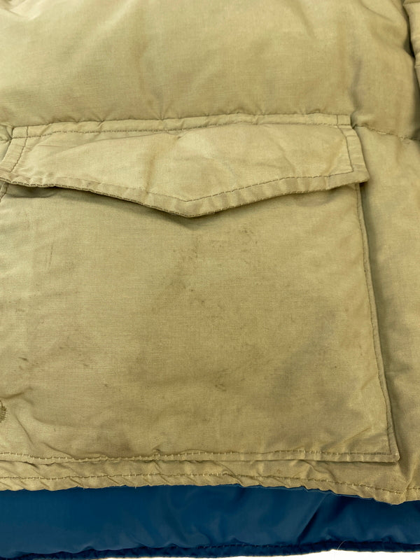 【中古品】【メンズ】 WOOLRICH ウールリッチ 70S 白タグ 21053 ダウンベスト 70年代 アウトドア ヴィンテージ メンズ アウター 144-261005-em-08-min サイズ：XXL カラー：ベージュ 万代Net店