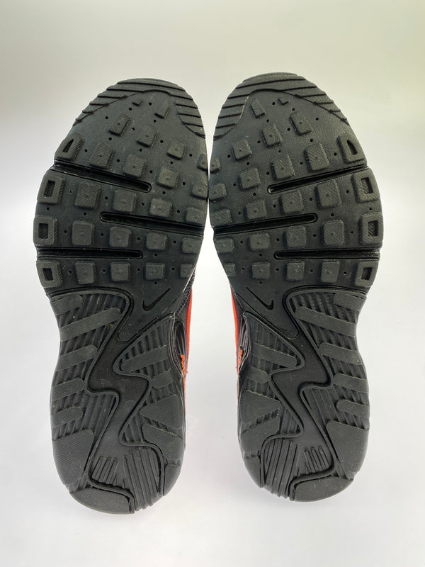 【中古品】【メンズ】 NIKE ナイキ AIR MAX EXCEE エアマックス エクシー IQ9397-068 靴 スニーカー シューズ 160-261011-hu-01-min カラー：IRON GREY / HYPER CRIMSON / BLACK 万代Net店