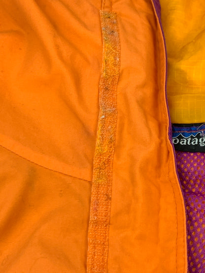 【現状渡し品】【メンズ】 PATAGONIA パタゴニア 90S ANORAK JACKET 90年代 アノラック ジャケット プルオーバー フード付き ナイロンジャケット メンズ アウター 144-261007-em-14-min サイズ：L カラー：オレンジ 万代Net店