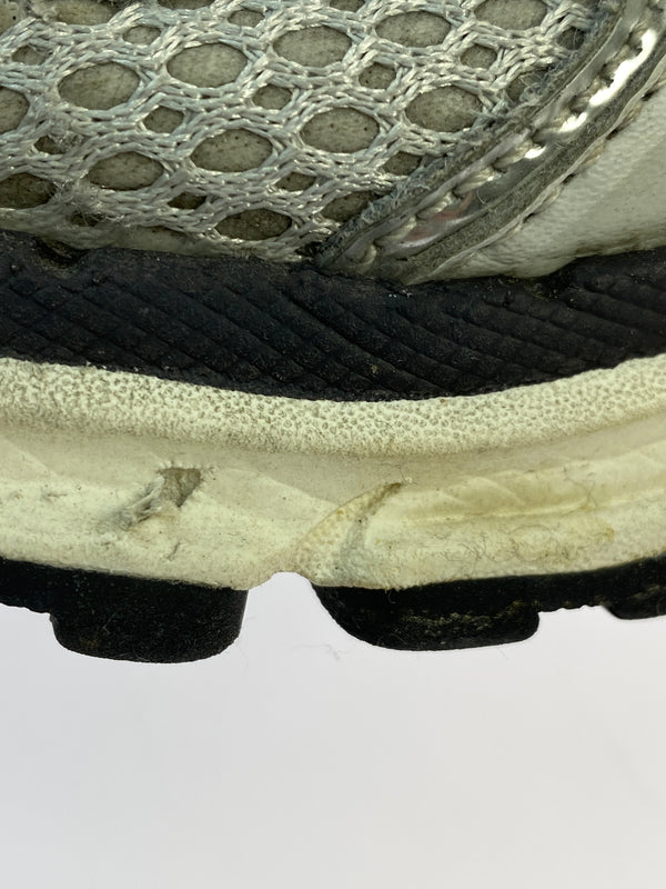 【中古品】【レディース】 NIKE ナイキ W ZOOM VOMERO 5 FD0884-025 ズーム ボメロ 5 ウィメンズ シューズ スニーカー レディース 靴 166-261008-em-04-min サイズ：24.0cm カラー：シルバー系 万代Net店