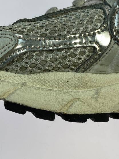 【中古品】【レディース】 NIKE ナイキ W ZOOM VOMERO 5 FD0884-025 ズーム ボメロ 5 ウィメンズ シューズ スニーカー レディース 靴 166-261008-em-04-min サイズ：24.0cm カラー：シルバー系 万代Net店