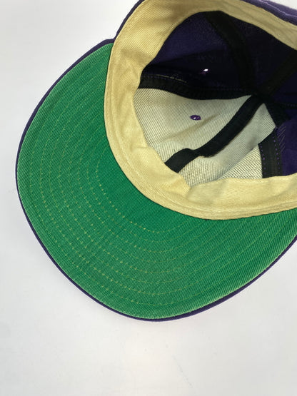 【中古品】【メンズ】 NEW ERA ニューエラ WASHINGTON HUSKIES CAP ワシントン ハスキーズ キャップ 帽子 185-261011-hu-17-min カラー：パープル 万代Net店