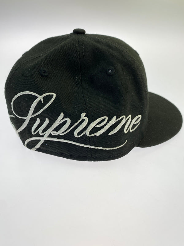 【中古品】【メンズ】 SUPREME シュプリーム NEW YORK YANKEES NEW ERA CAP ニューヨークヤンキース ニューエラ キャップ 帽子 185-261013-yn-01-min サイズ：7 1/4 57.7cm カラー：ブラック 万代Net店