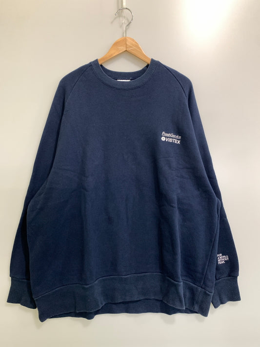【中古品】【メンズ】 FRESHSERVICE フレッシュサービス VIBTEX FOR FRESHSERVICE SWEAT ビブテックス フォー フレッシュサービス スウェット メンズ トップス トレーナー 140-261005-em-34-min サイズ：M カラー：ネイビー 万代Net店