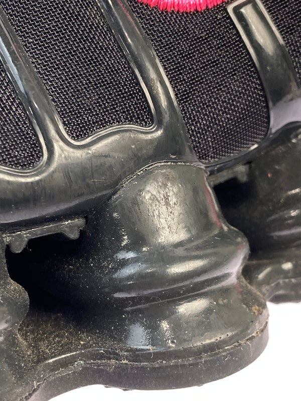 【中古品】【メンズ】 NIKE ナイキ W SHOX TL OFF NOIR METALLIC SILVER-HYPER ウィメンズ ショックス ティーエル オフ ノワール メタリック シルバー ハイパー IQ0273-045 靴 シューズ スニーカー 160-261011-hu-02-min カラー：OFF NOIR/METALLIC SILVER 万代Net店