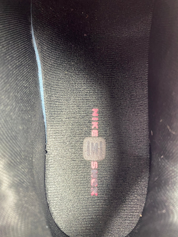 【中古品】【メンズ】 NIKE ナイキ W SHOX TL OFF NOIR METALLIC SILVER-HYPER ウィメンズ ショックス ティーエル オフ ノワール メタリック シルバー ハイパー IQ0273-045 靴 シューズ スニーカー 160-261011-hu-02-min カラー：OFF NOIR/METALLIC SILVER 万代Net店