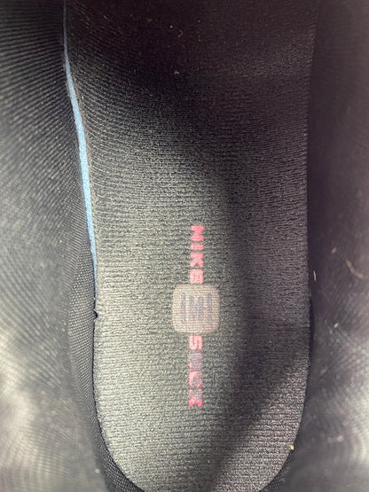 【中古品】【メンズ】 NIKE ナイキ W SHOX TL OFF NOIR METALLIC SILVER-HYPER ウィメンズ ショックス ティーエル オフ ノワール メタリック シルバー ハイパー IQ0273-045 靴 シューズ スニーカー 160-261011-hu-02-min カラー：OFF NOIR/METALLIC SILVER 万代Net店