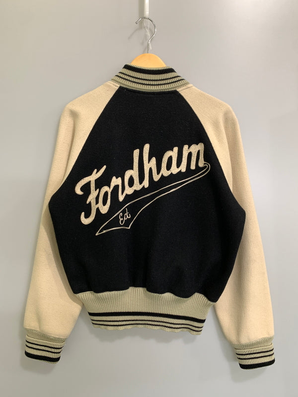 【現状渡し品】【メンズ】 C.A.B.CLOTHING キャブ クロージング 8262 CHAIN STITCH WOOL VARSITY JACKET チェーンステッチ・ウール・バーシティジャケット スタジャン 146-261010-ta-06-min サイズ：L カラー：ブラック/ベージュ 万代Net店