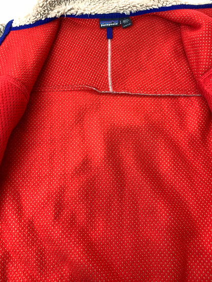 【中古品】【メンズ】 PATAGONIA パタゴニア 23024 02年製 CLASSIC RETRO CARDIGAN クラシックレトロカーディガン ボア アウター 144-261010-ta-11-min サイズ：L カラー：ベージュ/ブルー 万代Net店