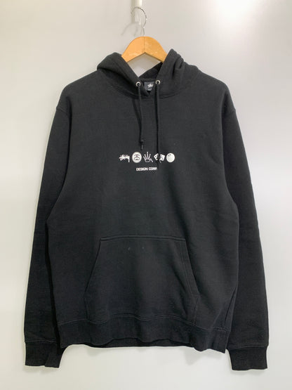 【中古品】【メンズ】 STUSSY ステューシー INTERNATIONAL DESIGN CORP HOODED SWEATSHIRT Z4000SAS19 フード付き スウェット プリント パーカー メンズ トップス 長袖 トレーナー 142-261008-em-38-min サイズ：L カラー：ブラック 万代Net店