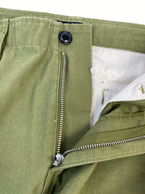 【中古品】【メンズ】 STUSSY ステューシー RIPSTOP SURPLUS CARGO PANTS リップストップ サープラス カーゴパンツ 116586 メンズ ボトムス 153-261014-KS-06-min サイズ：32 カラー：グリーン系 万代Net店