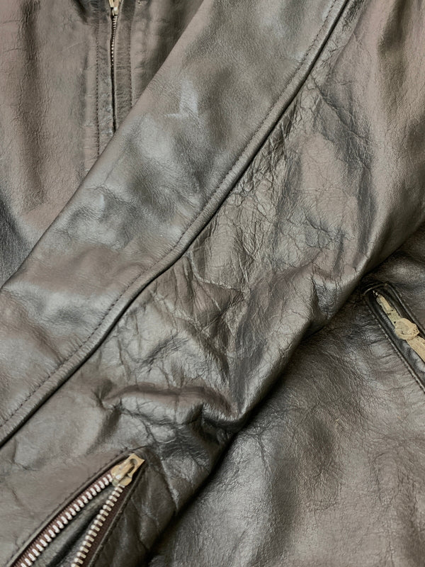 【現状渡し品】【メンズ】 HORN WORKS ホーンワークス LEATHER JACKET レザージャケット ライダースジャケット シングルライダース 145-261010-ta-36-min サイズ：4L カラー：ブラック 万代Net店
