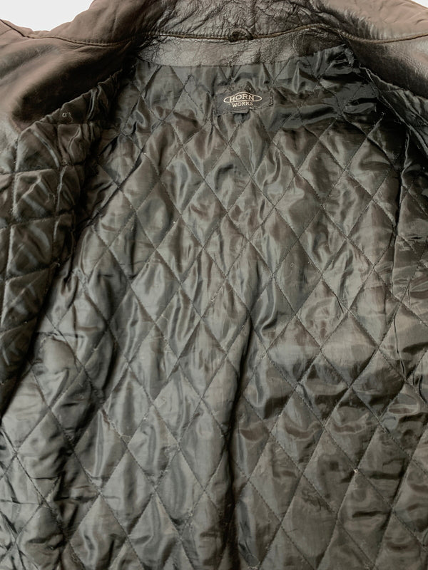 【現状渡し品】【メンズ】 HORN WORKS ホーンワークス LEATHER JACKET レザージャケット ライダースジャケット シングルライダース 145-261010-ta-36-min サイズ：4L カラー：ブラック 万代Net店
