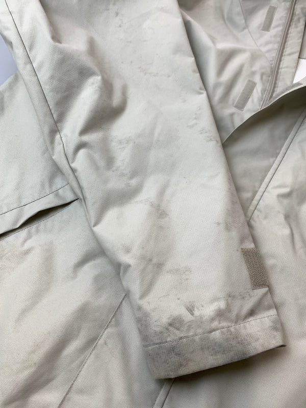 【現状渡し品】【メンズ】 NIKE ナイキ 00S ADVANCED INNOVATION TEAM NYLON MOUNTAIN HOODIE アドバンスド・イノベーション・チーム ナイロンジャケット マウンテンパーカ 146-261010-ta-35-min サイズ：XXL カラー：ライトグレー系 万代Net店