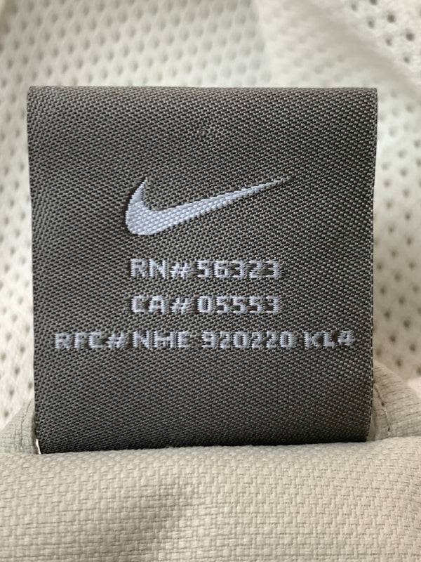 【現状渡し品】【メンズ】 NIKE ナイキ 00S ADVANCED INNOVATION TEAM NYLON MOUNTAIN HOODIE アドバンスド・イノベーション・チーム ナイロンジャケット マウンテンパーカ 146-261010-ta-35-min サイズ：XXL カラー：ライトグレー系 万代Net店