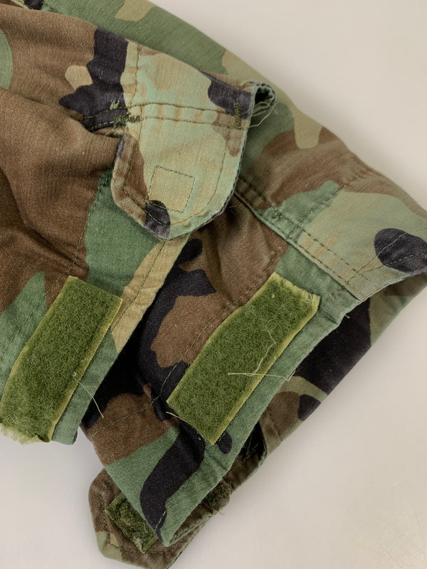 【現状渡し品】【メンズ】 U.S.ARMY ユーエスアーミー 90S M-65 FIELD JACKET 8415-01-099-7835 90年代 M-65 フィールド ジャケット ミリタリー アメリカ軍 戦闘服 カモフラ 146-261008-em-34-min サイズ：MEDIUM REGULAR カラー：迷彩柄 万代Net店