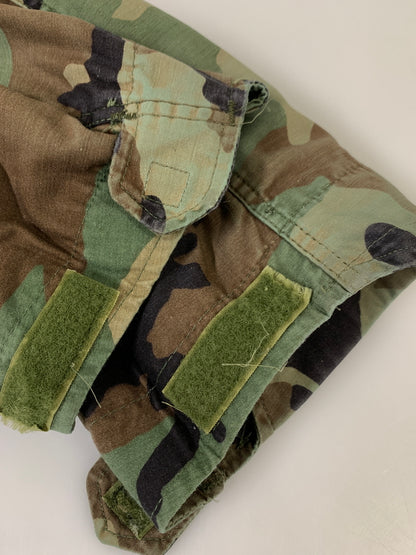 【現状渡し品】【メンズ】 U.S.ARMY ユーエスアーミー 90S M-65 FIELD JACKET 8415-01-099-7835 90年代 M-65 フィールド ジャケット ミリタリー アメリカ軍 戦闘服 カモフラ 146-261008-em-34-min サイズ：MEDIUM REGULAR カラー：迷彩柄 万代Net店