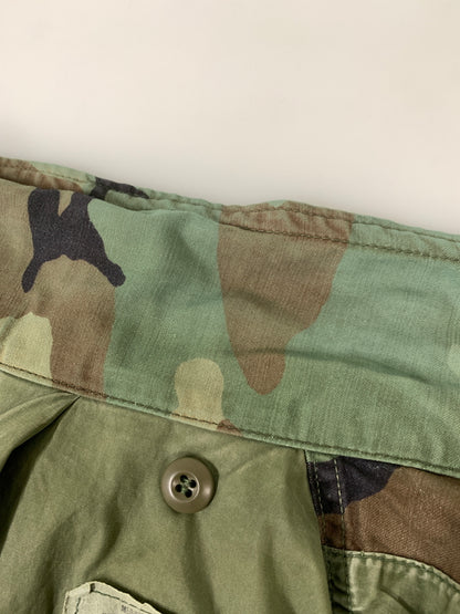 【現状渡し品】【メンズ】 U.S.ARMY ユーエスアーミー 90S M-65 FIELD JACKET 8415-01-099-7835 90年代 M-65 フィールド ジャケット ミリタリー アメリカ軍 戦闘服 カモフラ 146-261008-em-34-min サイズ：MEDIUM REGULAR カラー：迷彩柄 万代Net店