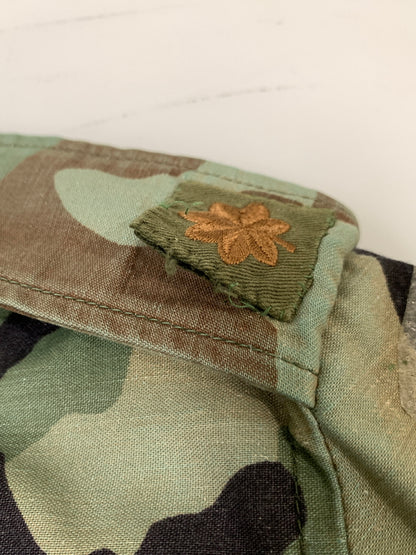 【現状渡し品】【メンズ】 U.S.ARMY ユーエスアーミー 90S M-65 FIELD JACKET 8415-01-099-7835 90年代 M-65 フィールド ジャケット ミリタリー アメリカ軍 戦闘服 カモフラ 146-261008-em-34-min サイズ：MEDIUM REGULAR カラー：迷彩柄 万代Net店