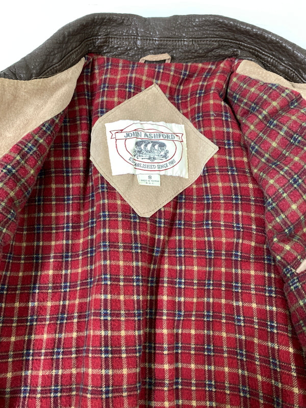 【現状渡し品】【メンズ】 JOHN ASHFORD ジョン・アシュフォード SUEDE LEATHER JACKET スエード レザー ジャケット メンズ アウター 革 ブルゾン フルジップ 146-261008-em-23-min サイズ：S カラー：ライトブラウン 万代Net店