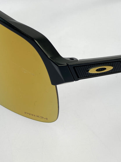 【中古品】【メンズ】 OAKLEY オークリー SUTRO SUNGLASSES スートロ サングラス アクセサリー アイウェア 203-261011-hu-27-min サイズ：サイズ表記なしの為不明 カラー：ブラック/ゴールド系 万代Net店